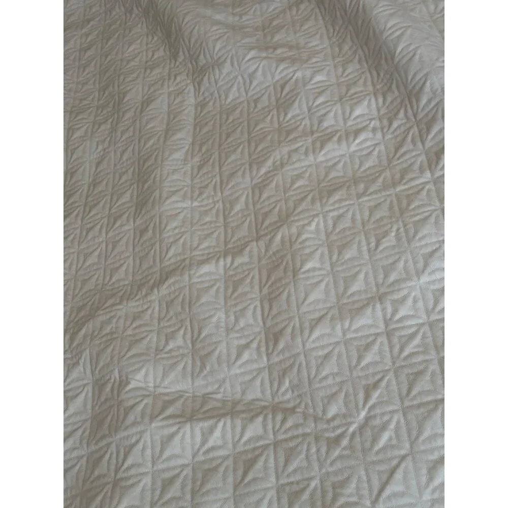 King Size Quilted Mattress Protector Cover Soft & Durable Hypoallergenic White F